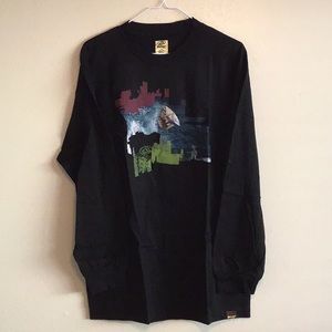 Men’s long sleeve t-shirt